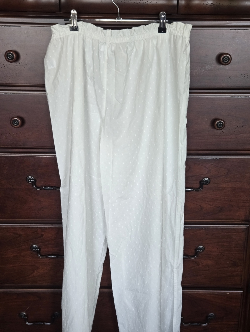 Colsie, NWT, White Swiss Dot Casual Pants, Sz. L - Picture 6 of 8